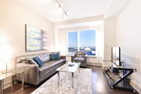 Seaport/South Boston Boston 1 Bedroom Living Room