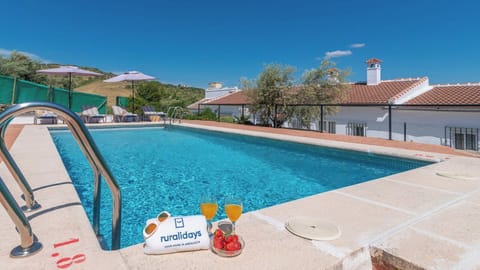 Casa Brenda & Donald Antequera by Ruralidays