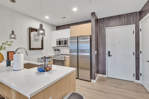 Fully equipped kitchen with complete with Keurig coffee maker and coffee bar!