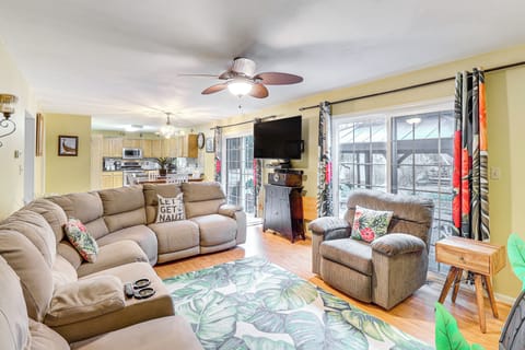 House (4 Bedrooms) | Interior