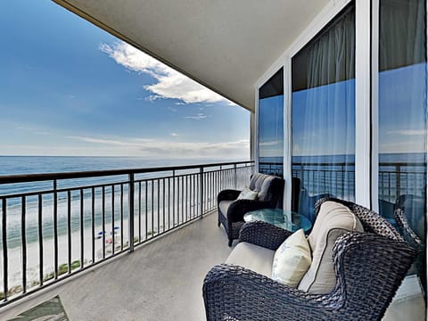Welcome to The Pearl of Navarre #902 - Coastal Dreamin'