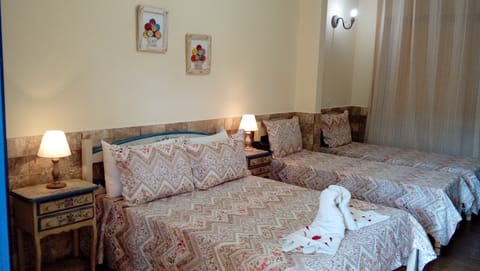 Comfort Quadruple Room | Desk, free WiFi