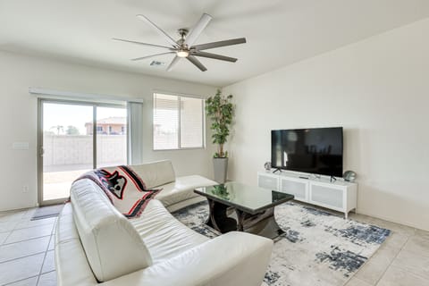 Peoria Vacation Rental | 4BR | 3BA | 2,721 Sq Ft | 1 Step Required