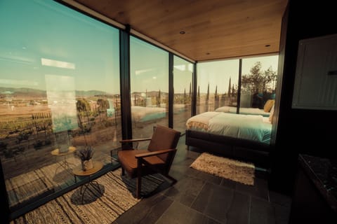 Exclusive Cabin | Minibar, in-room safe, free WiFi, bed sheets
