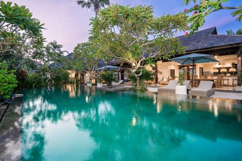 Basic Villa | Pool | Outdoor pool