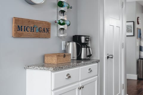 Morning coffee, perfect mornings ☀️☕