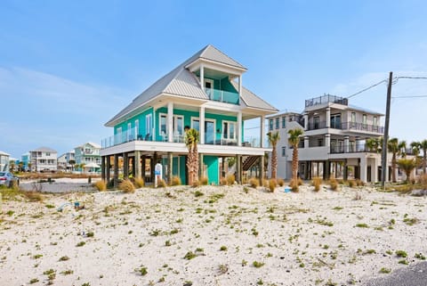 House, Multiple Beds (Nonni 'N Poppy's) | Exterior