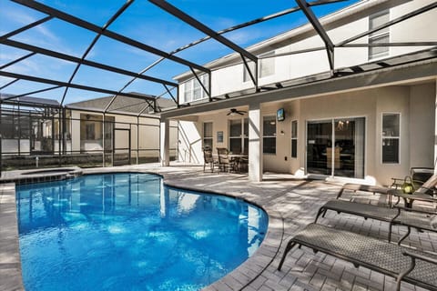 Pool Deck (Angle)