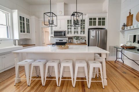 Kitchen island + seats 8