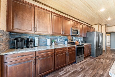 Cabinets are stocked with everything you need to make your favorite meals!