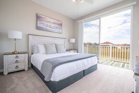A big bedroom for two, featuring sumptuously comfortable masters bed that redefine the meaning of a good night's sleep. 