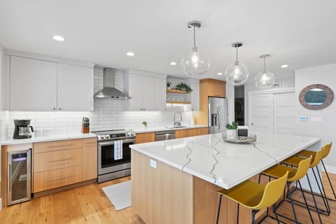 Show stopper open kitchen!