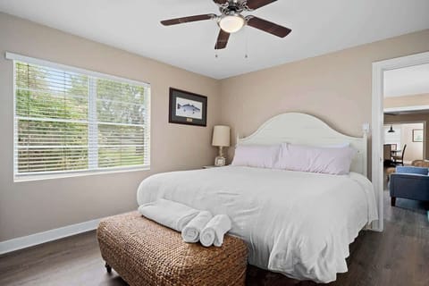 ️ Peaceful bedroom with a cozy bed, soft linens, and natural light — perfect for restful nights.