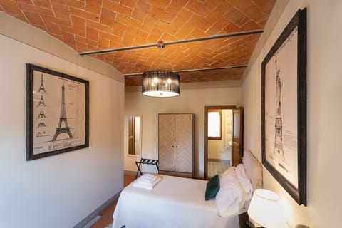 Deluxe Twin Room | Premium bedding, down comforters, individually decorated