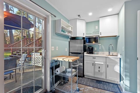 Kitchenette - Fully furnished. Microwave and Air Fryer available for cooking. Keurig available for that morning cup of coffee.