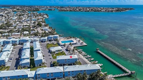 Ocean Isles #123 ~ Sea Breeze is located in a desirable waterfront community in Marathon FL, offering a relaxing Florida Keys vacation rental setting on the Atlantic Ocean.