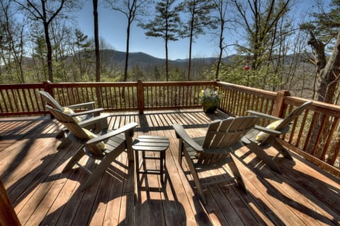 A Walk in the Clouds - Uncovered Deck and Seating Area