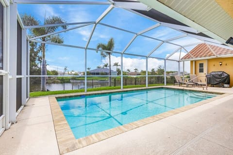 Perfect size family pool with easy access steps and a seat.