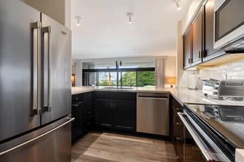 Fully Remodeled kitchen with upgraded appliances