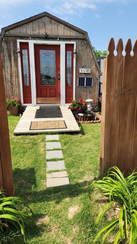 Lone Star Bunkhouse 