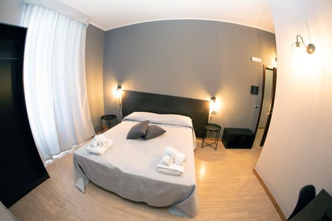 Double or Twin Room, City View | In-room safe, individually furnished, desk, free WiFi