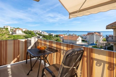 Apartment | Terrace/patio