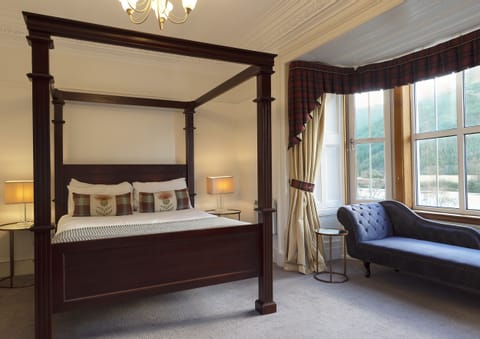 Deluxe Double Room | Desk, iron/ironing board, free WiFi, bed sheets