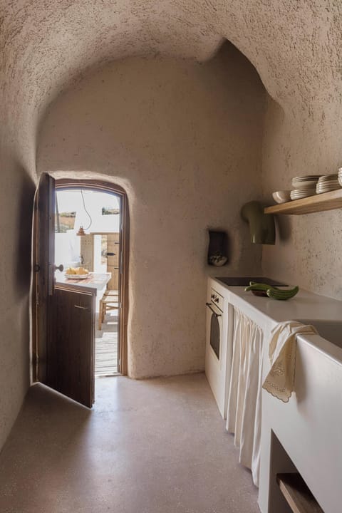 Exclusive Villa, Jetted Tub | Private kitchen | Mini-fridge, oven, stovetop, toaster