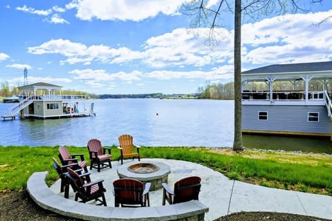 Gather around the fire pit for a cozy evening of lakeside stories and stargazing at our tranquil retreat!