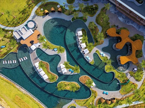 Indoor pool, outdoor pool, free cabanas, pool umbrellas