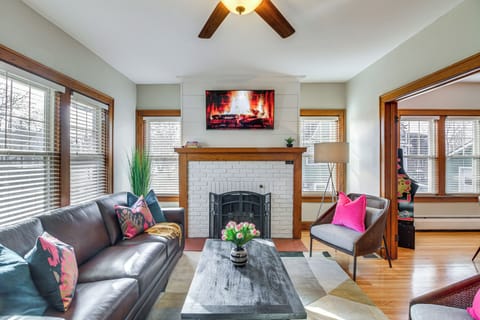 House (5 Bedrooms) | Interior