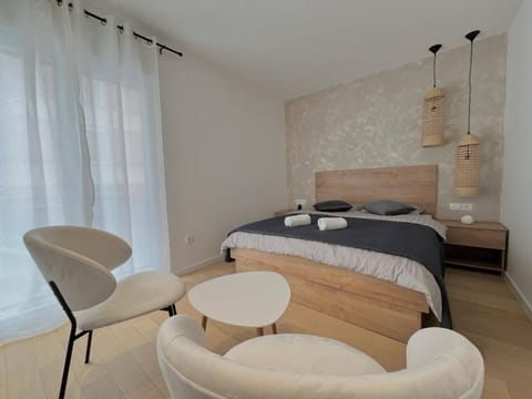 Premium Apartment | 2 bedrooms, individually decorated, individually furnished