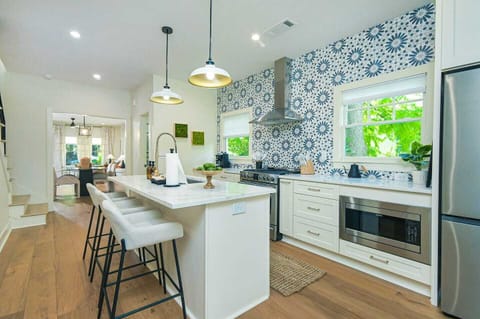 Prepare your favorite meals in the spacious, fully equipped kitchen.