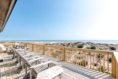 Top Level Oceanfront Deck