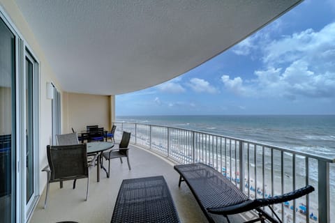 Condo, Multiple Beds (Ocean Villa 1104) | Property grounds