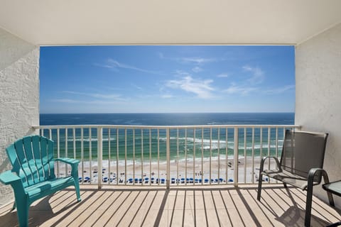 Condo, 1 King Bed with Sofa bed (The Summit 1408) | Property grounds