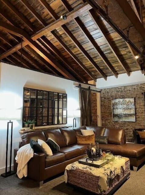 Whether staying 2 nights or 2 months, you will feel right at home! 