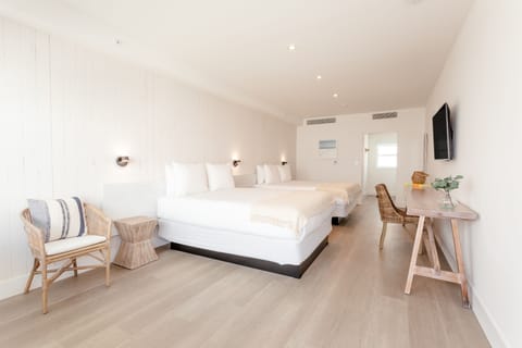 Premium Double Room | In-room safe, laptop workspace, free WiFi, bed sheets