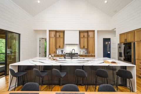 Spacious kitchen island & giant 48" sink—perfect for big family meals!