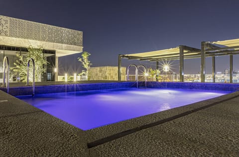 Rooftop pool