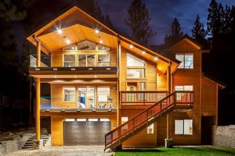 House, 5 Bedrooms | Exterior