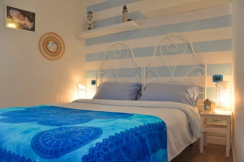 Romantic Double Room, 1 Queen Bed, Private Bathroom, Garden View | Down comforters, in-room safe, individually decorated
