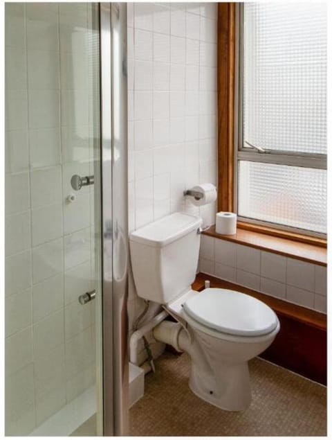 Shower, free toiletries, towels, soap