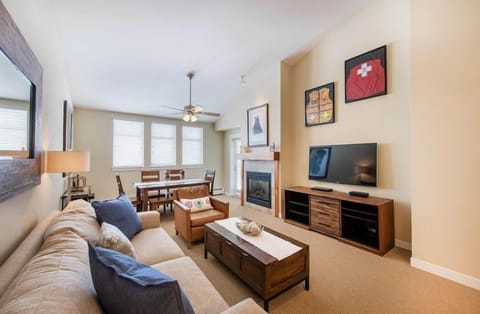 Screen, Furniture, Indoors, Living Room, Table