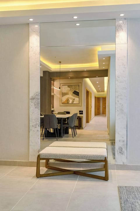 Apartment, 2 Bedrooms, Accessible, Smoking | Interior