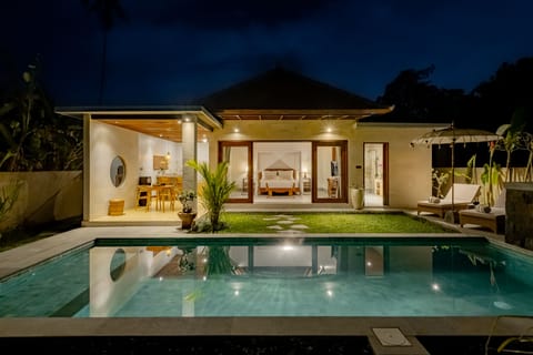 Front of property - evening/night