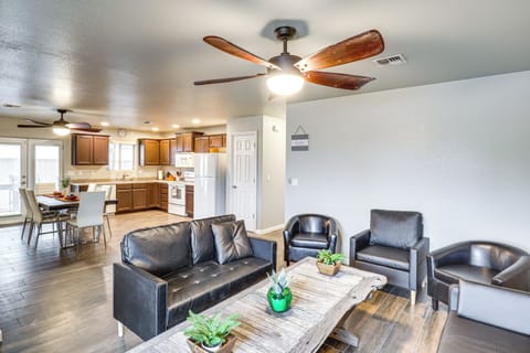 House (3 Bedrooms) | Front of property