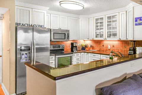 Spacious and updated kitchen