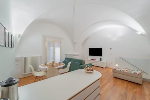 Classic Apartment | Living area | Flat-screen TV