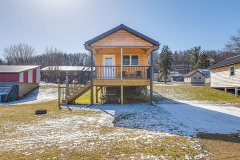 Blanchardville Vacation Rental | 1BR | 1BA | 520 Sq Ft | Step-Free Entry